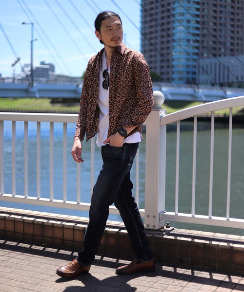 MEN'S BIGI（メンズビギ）の「ヴィンテージ調幾何学柄プリントシャツ【ウォッシャブル仕様】（シャツ/ブラウス・メンズ・ブラック/ブラウン/ネイビー・M/S/L）」の20枚目の写真