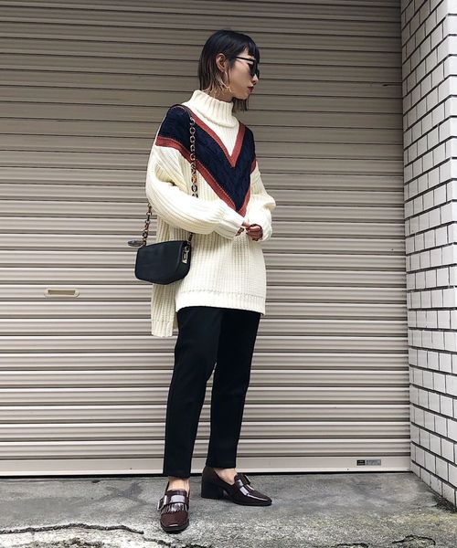 PAGEBOY（ページボーイ）の「モードチルデンニット（ニット/セーター・レディース・ブラック/ベージュ/オフホワイト・FREE）」の4枚目の写真