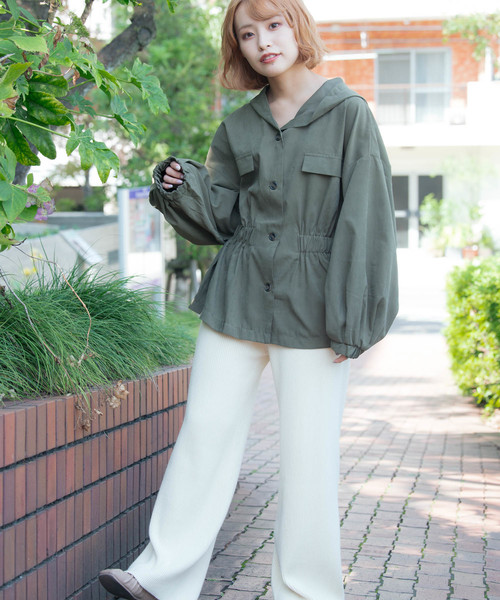 VANNIE U（ヴァニーユー）の「VANNIE U ウエストシェイプサファリシャツ（シャツ/ブラウス・レディース・ベージュ/ブラウン/カーキ・FREE）」の6枚目の写真