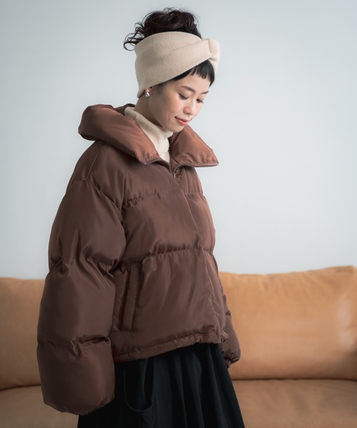 Libra Cue（リブラ キュー）の「Libra ドロップショルダーショートダウンジャケット（ダウンジャケット/コート・レディース・ブラック/パープル/ブラウン/モカ・FREE）」の11枚目の写真