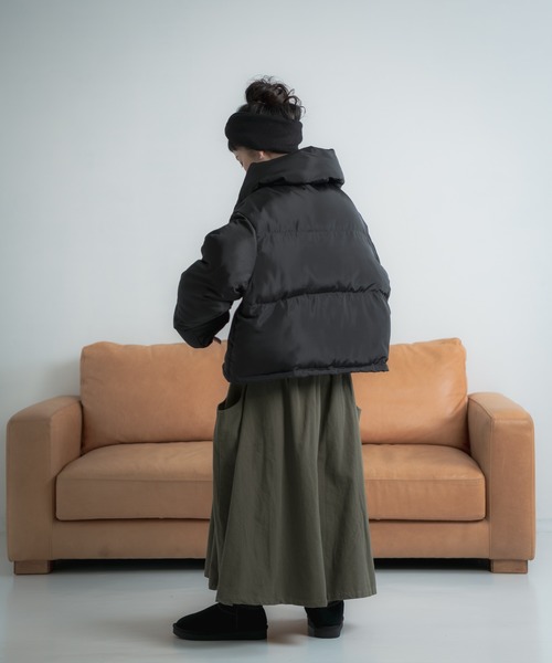 Libra Cue（リブラ キュー）の「Libra ドロップショルダーショートダウンジャケット（ダウンジャケット/コート・レディース・ブラック/パープル/ブラウン/モカ・FREE）」の9枚目の写真