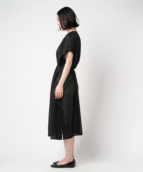 nesessaire ネセセア ハンドスモッキング ロング ワンピース