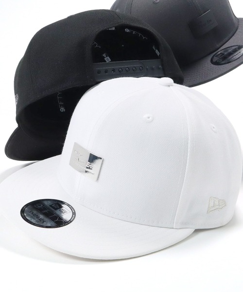 NEW ERA（ニューエラ）の「ニューエラ キャップ スナップバック 9FIFTY METAL PLATE NEW ERA（キャップ・メンズ・ホワイト/ブラック/ネイビー/ホワイト系その他/ブルー/ブラック系その他2/ブラック系その他/ホワイト系その他2/ブラック系その他3/ダークグリーン/グレー/ストーン/ライトグレー・FREE/M/L）」の2枚目の写真