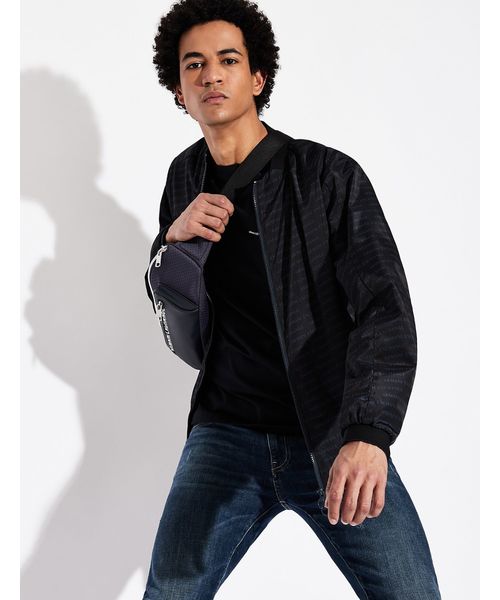 ARMANI EXCHANGE(アルマーニエクスチェンジ)の「【A|Xアルマーニ エクスチェンジ】バックカラ―ブロックデザイン 半袖クルーネックTシャツ/REGULAR(Tシャツ/カットソー・メンズ・ブラック/ネイビー/ホワイト・MEDIUM/LARGE/X-LARGE/SMALL/X-SMALL)」の14枚目の写真