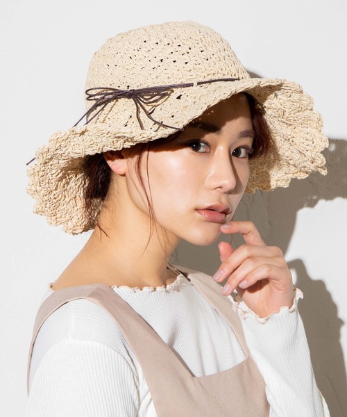 WEGO（ウィゴー）の「WEGO/スエードリボンペーパーハット（ハット・レディース・ベージュ/オフホワイト・FREE）」の2枚目の写真