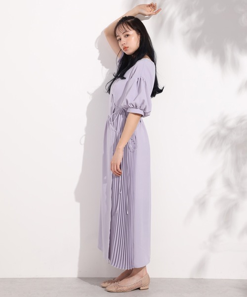 one after another NICE CLAUP(ワンアフターアナザーナイスクラップ)の「プリーツガウンワンピース(ワンピース・レディース・パープル/オフホワイト/アイボリー・FREE)」の12枚目の写真