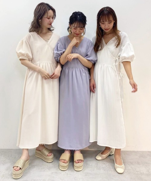 one after another NICE CLAUP(ワンアフターアナザーナイスクラップ)の「プリーツガウンワンピース(ワンピース・レディース・パープル/オフホワイト/アイボリー・FREE)」の10枚目の写真