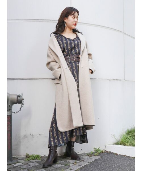 dazzlin（ダズリン）の「オリエンタルアートフラワーワンピース（ワンピース・レディース・アイボリー/ブラック/ブルー・SMALL/MEDIUM）」の5枚目の写真