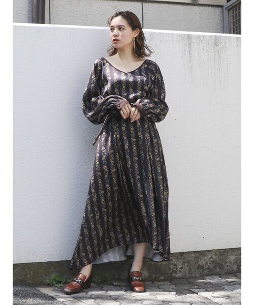 dazzlin（ダズリン）の「オリエンタルアートフラワーワンピース（ワンピース・レディース・アイボリー/ブラック/ブルー・SMALL/MEDIUM）」の16枚目の写真