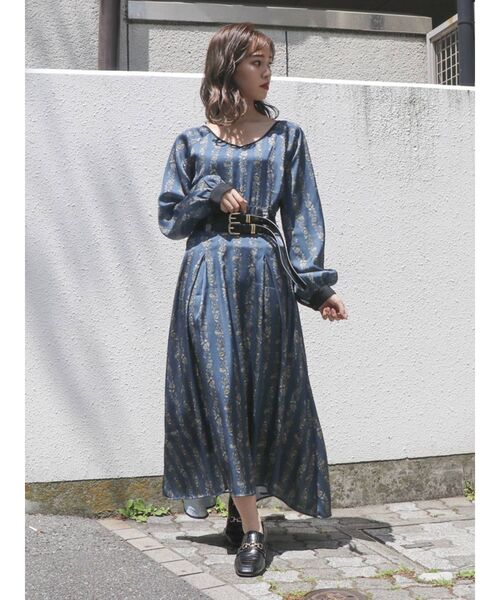 dazzlin（ダズリン）の「オリエンタルアートフラワーワンピース（ワンピース・レディース・アイボリー/ブラック/ブルー・SMALL/MEDIUM）」の18枚目の写真