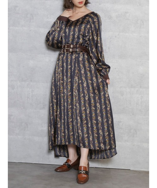 dazzlin（ダズリン）の「オリエンタルアートフラワーワンピース（ワンピース・レディース・アイボリー/ブラック/ブルー・SMALL/MEDIUM）」の3枚目の写真