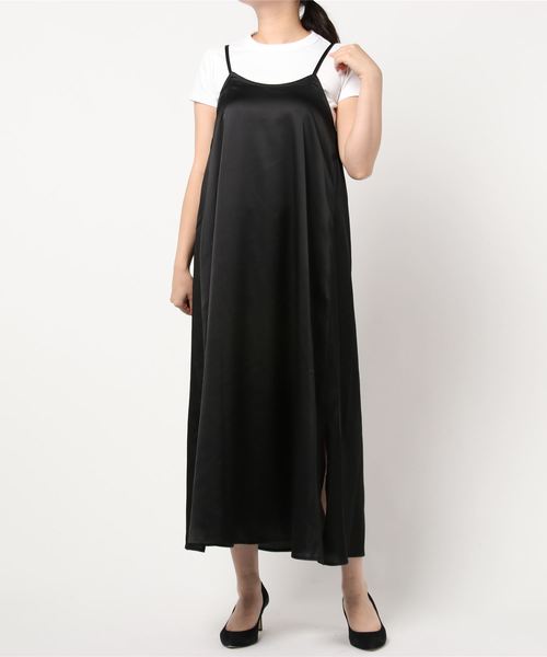 minius（ミニウス）の「ミニウス/ レディース サテンキャミワンピース 裾スリットマキシ丈（ワンピース・レディース・ブラック/ベージュ/ブラウン・MEDIUM）」の4枚目の写真