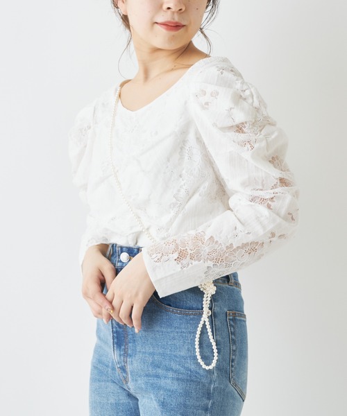 Chico（チコ）の「ロングパールネックレス（ネックレス・レディース・ホワイト/シルバー・FREE）」の11枚目の写真