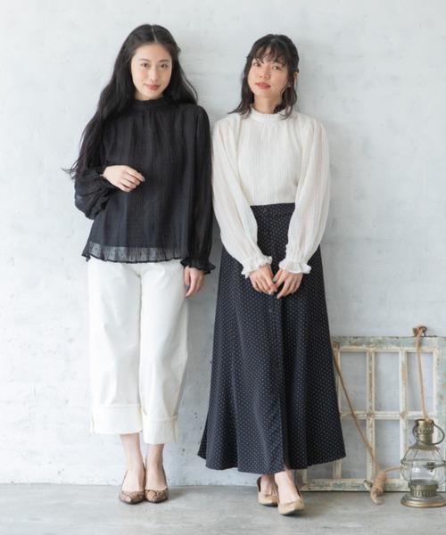 Mysa&Liina(ミーサリーナ)の「プリーツカットドビーブラウス(シャツ/ブラウス・レディース・ブラック/パープル/オフホワイト/ミント・M)」の15枚目の写真