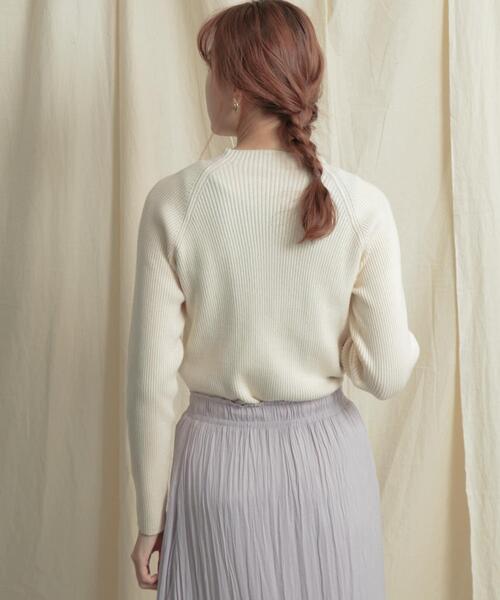 SENSE OF PLACE by URBAN RESEARCH（センスオブプレイスバイアーバンリサーチ）の「ボタンディテールモックネックリブセーター（ニット/セーター・レディース・アイボリー/ライトベージュ/ブラック/ライトカーキ/ライトピンク/オリーブ・ONE）」の13枚目の写真