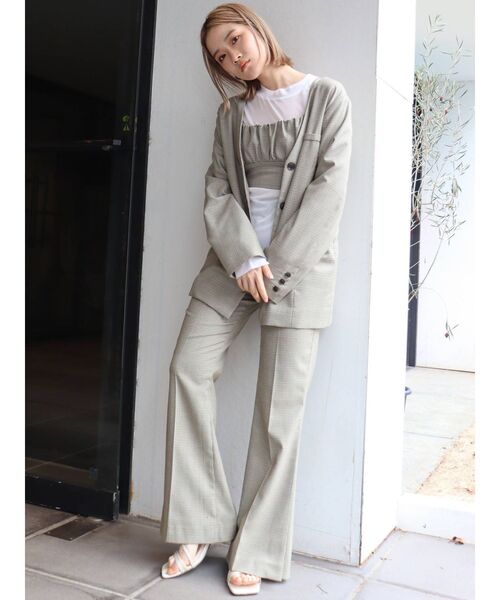 MURUA(ムルーア)の「ハイウエストスリットパンツ(その他パンツ・レディース・ブラック/ベージュ/その他1・1/2)」の7枚目の写真