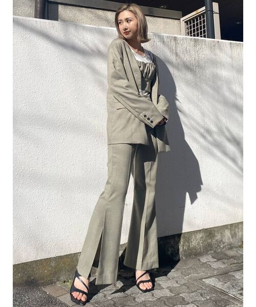 MURUA(ムルーア)の「ハイウエストスリットパンツ(その他パンツ・レディース・ブラック/ベージュ/その他1・1/2)」の10枚目の写真