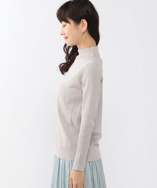 A/C DESIGN BY ALPHA CUBIC(エーシーデザインバイアルファキュービック)の「ウォッシャブルラメリブハイネックニットプルオーバー(ニット/セーター・レディース・グリーン/ベージュ/オフホワイト/ピンク・M/L)」の8枚目の写真