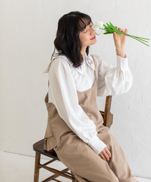 Mysa&Liina（ミーサリーナ）の「セーラーカラー刺繍ブラウス（シャツ/ブラウス・レディース・ブラック/オフホワイト/ブルー・M）」の9枚目の写真