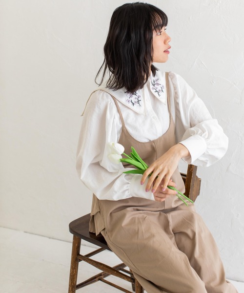 Mysa&Liina（ミーサリーナ）の「セーラーカラー刺繍ブラウス（シャツ/ブラウス・レディース・ブラック/オフホワイト/ブルー・M）」の11枚目の写真