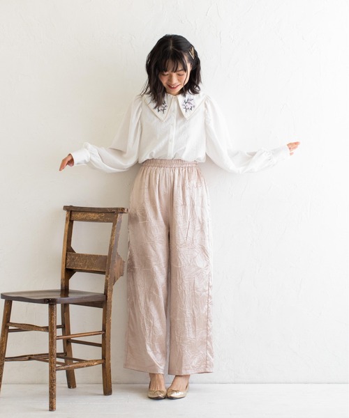 Mysa&Liina（ミーサリーナ）の「セーラーカラー刺繍ブラウス（シャツ/ブラウス・レディース・ブラック/オフホワイト/ブルー・M）」の21枚目の写真