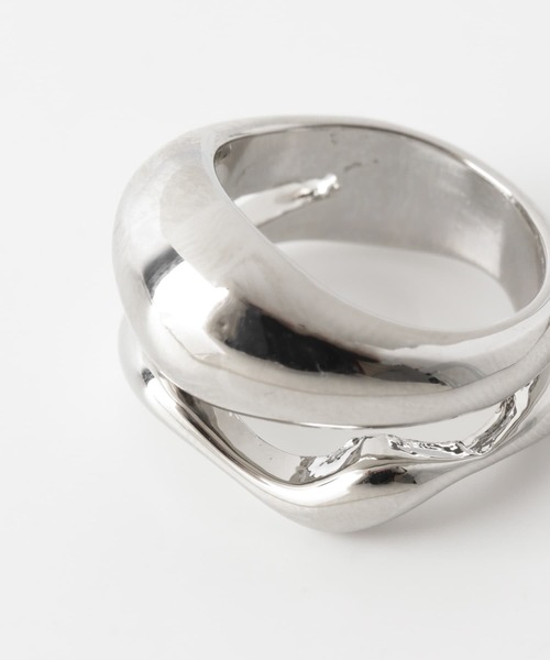 SMELLY（スメリー）の「プックリラインリング（リング・レディース・シルバー・-）」の2枚目の写真