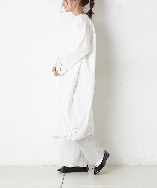 PUAL CE CIN（ピュアルセシン）の「カットワーク刺繍ワンピース（ワンピース・レディース・ホワイト/ブラック・FREE）」の6枚目の写真