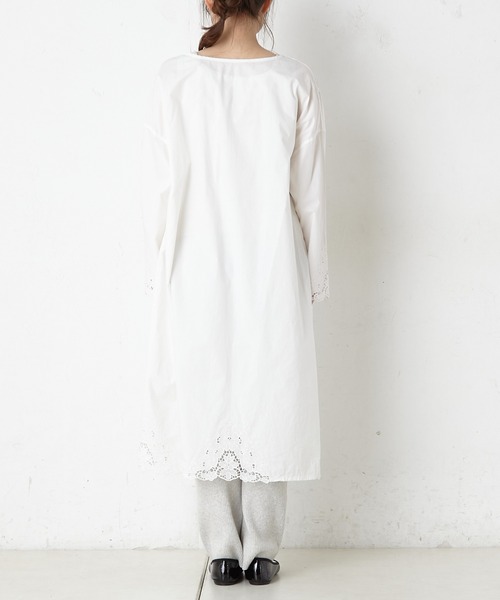 PUAL CE CIN（ピュアルセシン）の「カットワーク刺繍ワンピース（ワンピース・レディース・ホワイト/ブラック・FREE）」の17枚目の写真