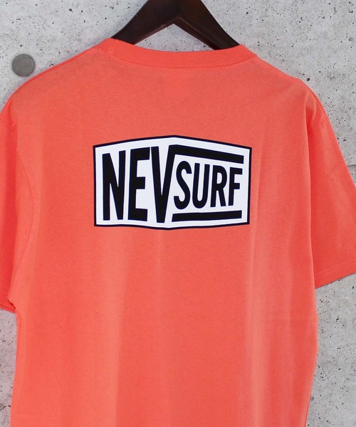 NEV(ネブ)の「プリント半袖Tシャツ カットソー(Tシャツ/カットソー・メンズ・オフホワイト/モカ/チャコール/ミント/ホワイト系/ブラック/杢グレー/ベージュ/オレンジ・L/M/XL)」の10枚目の写真