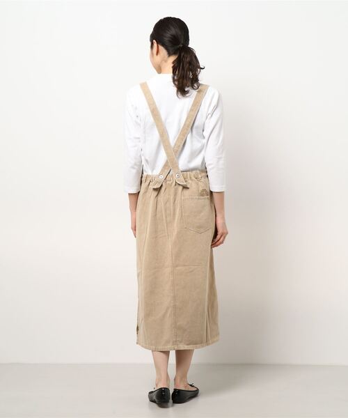 ScoLar（スカラー）の「花スカラーちゃん刺繍ジャンパースカート（サロペット/オーバーオール・レディース・ネイビー/ベージュ/ブラック・M）」の4枚目の写真