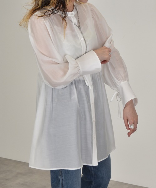 w closet（ダブルクローゼット）の「袖リボンギャザーシャツ（シャツ/ブラウス・レディース・ホワイト/ブラック・マルチサイズ）」の7枚目の写真