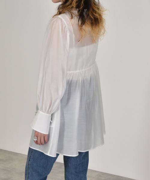 w closet（ダブルクローゼット）の「袖リボンギャザーシャツ（シャツ/ブラウス・レディース・ホワイト/ブラック・マルチサイズ）」の12枚目の写真