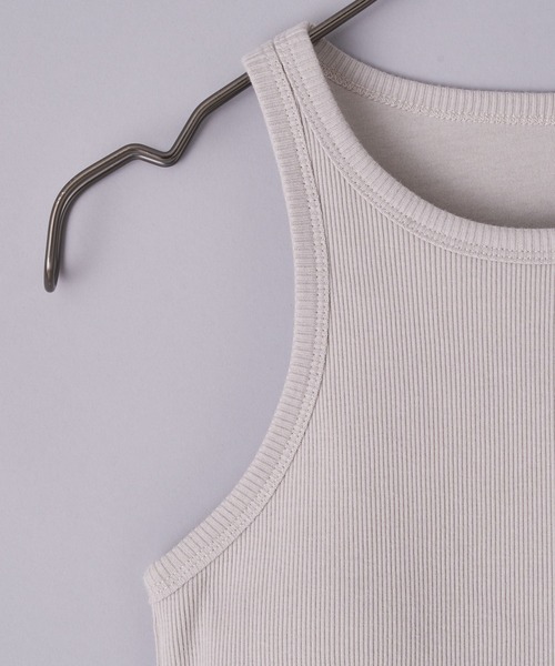 CIAOPANIC（チャオパニック）の「パット付きアメリカンスリーブタンクトップ（Tシャツ/カットソー・レディース・ブラック/ダークブラウン/グレイッシュベージュ・FREE）」の7枚目の写真