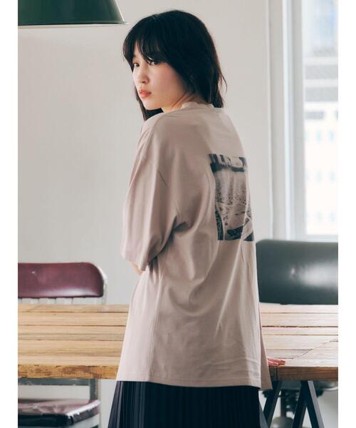 SEVENDAYS=SUNDAY（セブンデイズサンデイ）の「MOST BLISSFUL TEE　＊◇（Tシャツ/カットソー・レディース・オフホワイト/グレイッシュベージュ・S/M/L）」の21枚目の写真