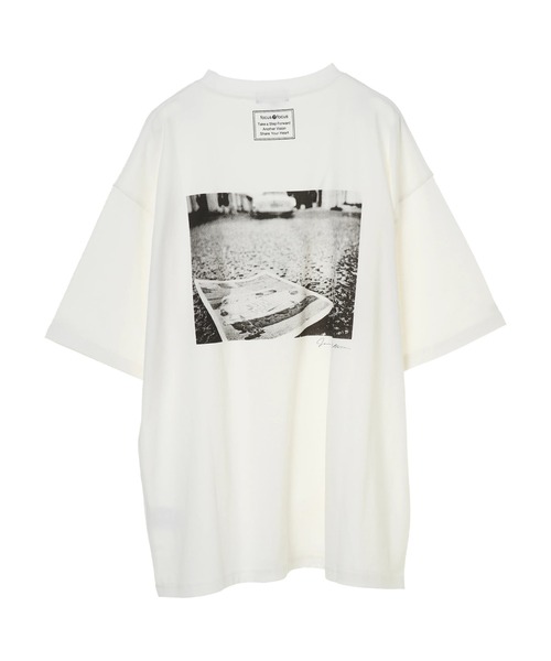 SEVENDAYS=SUNDAY（セブンデイズサンデイ）の「MOST BLISSFUL TEE　＊◇（Tシャツ/カットソー・レディース・オフホワイト/グレイッシュベージュ・S/M/L）」の5枚目の写真