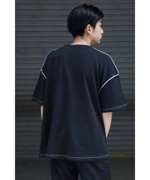 CREARE -LINO-（クレアーレリノ）の「オーバーサイズ　配色ステッチTEE<ユニセックス>（Tシャツ/カットソー・メンズ・ブラック/ホワイト・FREE）」の10枚目の写真