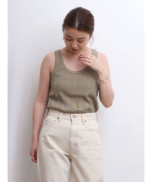Ungrid（アングリッド）の「ランダムテレコタンクトップ（タンクトップ・レディース・ブラック/オフホワイト/カーキ・FREE）」の12枚目の写真