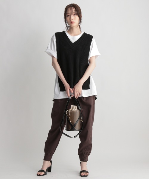 Andemiu（アンデミュウ）の「ニットベストツキシャツワンピース948819（ワンピース・レディース・アイボリー/ブラック/カーキ・FREE）」の13枚目の写真