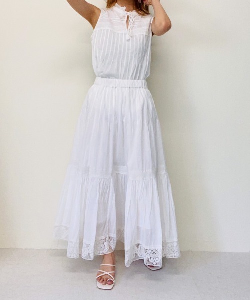 TEVALT（ヴァレット）の「レース使いピンタック ノースリーブ ブラウス（シャツ/ブラウス・レディース・ホワイト/ネイビー/オレンジ・38）」の7枚目の写真