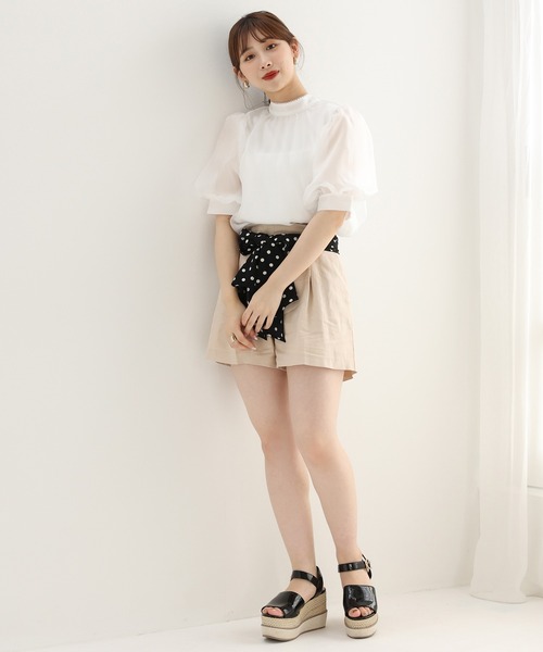 one after another NICE CLAUP(ワンアフターアナザーナイスクラップ)の「スカーフ付リネンショートパンツ(その他パンツ・レディース・アイボリー/ブラック/ベージュ・FREE)」の5枚目の写真