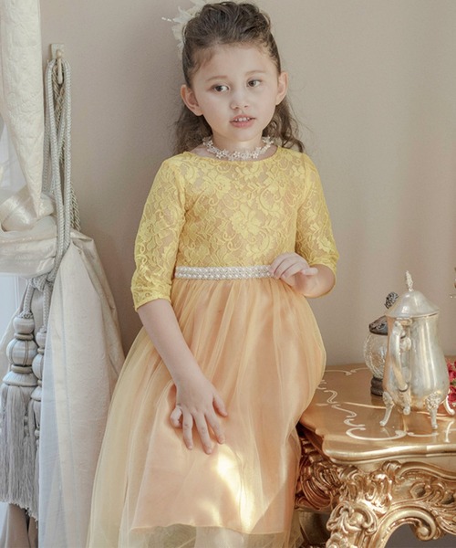 Catherine Cottage（キャサリンコテージ）の「デコルテシースルー レーススリーブドレス（ドレス・キッズ・ベージュ/ネイビー/レッド/サックスブルー/ピンク/イエロー/グリーン/ライラック・110/120/130/140/150/160）」の6枚目の写真