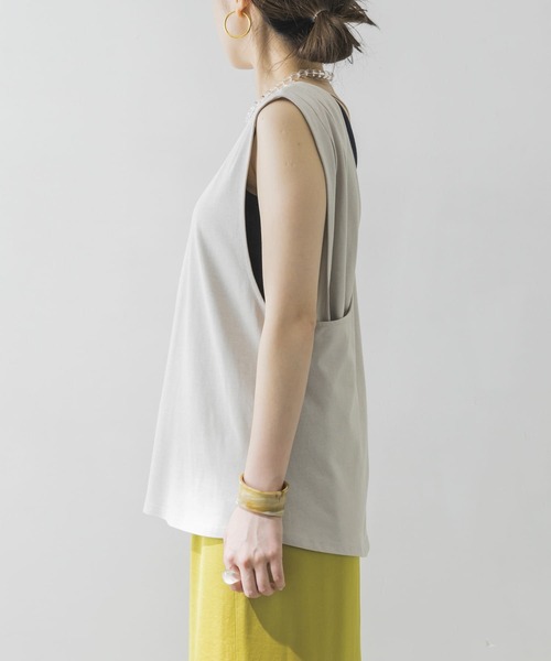 URBAN RESEARCH（アーバンリサーチ）の「バッククロスレイヤードカットソーセット（Tシャツ/カットソー・レディース・カーキ/ブルー/ライトグレー・FREE）」の8枚目の写真