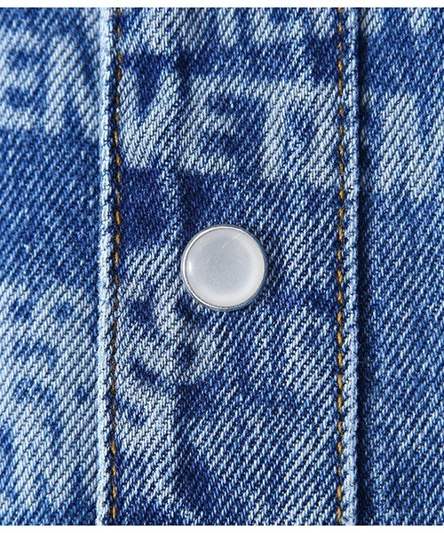 VETEMENTS（ヴェトモン）の「VETEMENTS / ヴェトモン：STAMPED LOGO DENIM SHIRT：UA52SH960[RIP]（シャツ/ブラウス・メンズ・ブルー・M/XS/S）」の6枚目の写真
