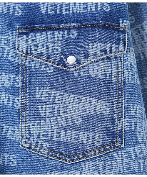 VETEMENTS（ヴェトモン）の「VETEMENTS / ヴェトモン：STAMPED LOGO DENIM SHIRT：UA52SH960[RIP]（シャツ/ブラウス・メンズ・ブルー・M/XS/S）」の7枚目の写真