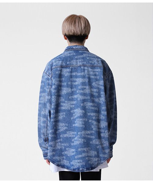 VETEMENTS（ヴェトモン）の「VETEMENTS / ヴェトモン：STAMPED LOGO DENIM SHIRT：UA52SH960[RIP]（シャツ/ブラウス・メンズ・ブルー・M/XS/S）」の12枚目の写真