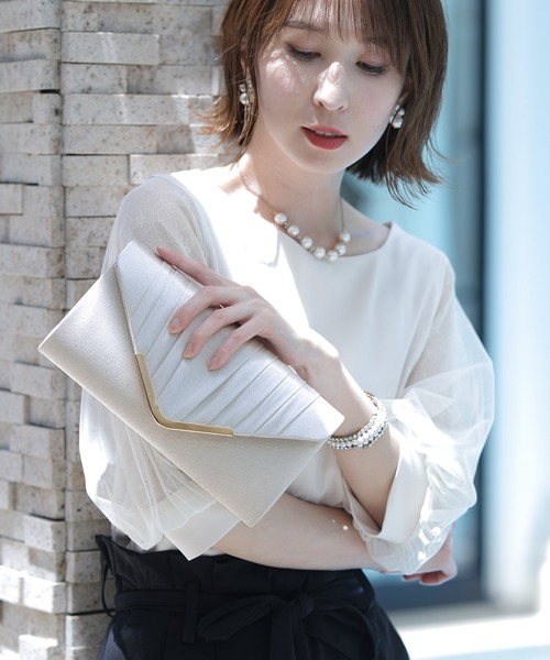 PourVous(プールヴー)の「レター風サテン タック シンプルバッグ 結婚式 同窓会 オケージョン お呼ばれ パーティーバッグ(クラッチバッグ・レディース・シルバー/ゴールド/ブラック/ブロンズ・FREE)」の19枚目の写真