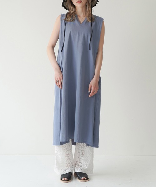 Lull(ルル)の「【Lull / ルル】キーネックノースリカットワンピース(ワンピース・レディース・ブルー/グリーン/ベージュ/イエロー・ONESIZE)」の18枚目の写真