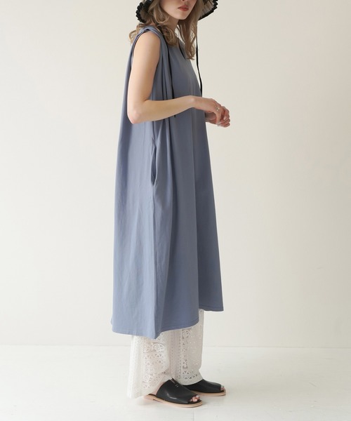 Lull(ルル)の「【Lull / ルル】キーネックノースリカットワンピース(ワンピース・レディース・ブルー/グリーン/ベージュ/イエロー・ONESIZE)」の16枚目の写真