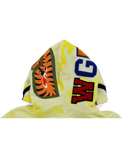 STA PATTERN SHARK ZIP HOODIE JR（パーカー）｜A BATHING APE