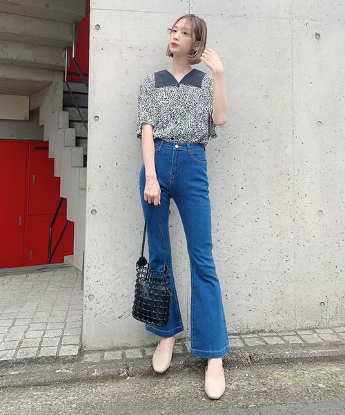 Voyage titty&Co.PETIT（ボヤージュティティアンドコープチ）の「【Voyage titty&Co.】デニムフレアパンツ（デニムパンツ・レディース・インディゴブルー・X-SMALL/SMALL/MEDIUM/LARGE）」の11枚目の写真